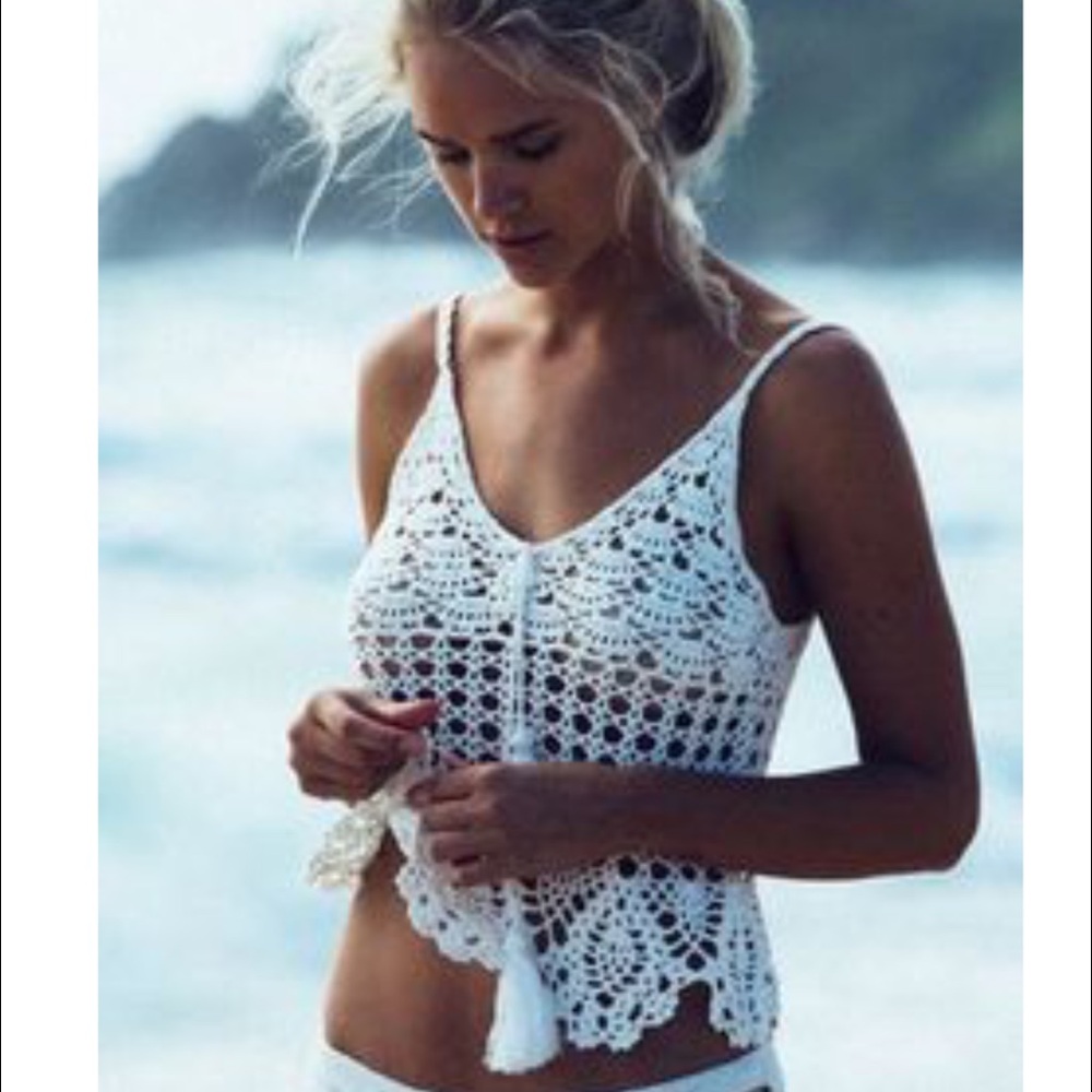 AMERICAN EAGLE OUTFITTERS Crochet Spaghetti Strap Top
